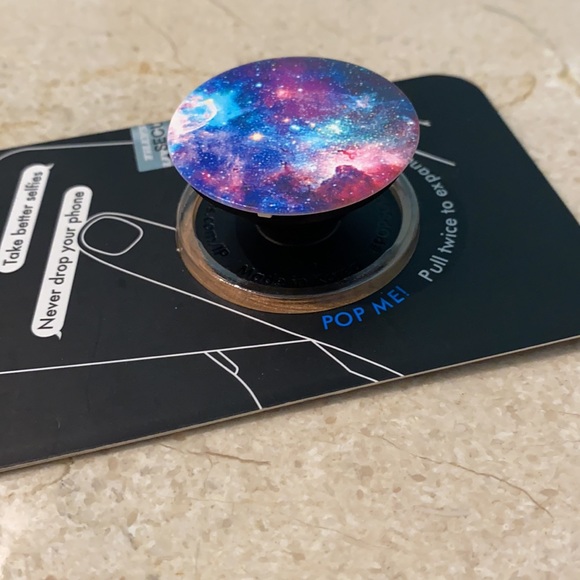 Galaxy PopSocket - Picture 2 of 3